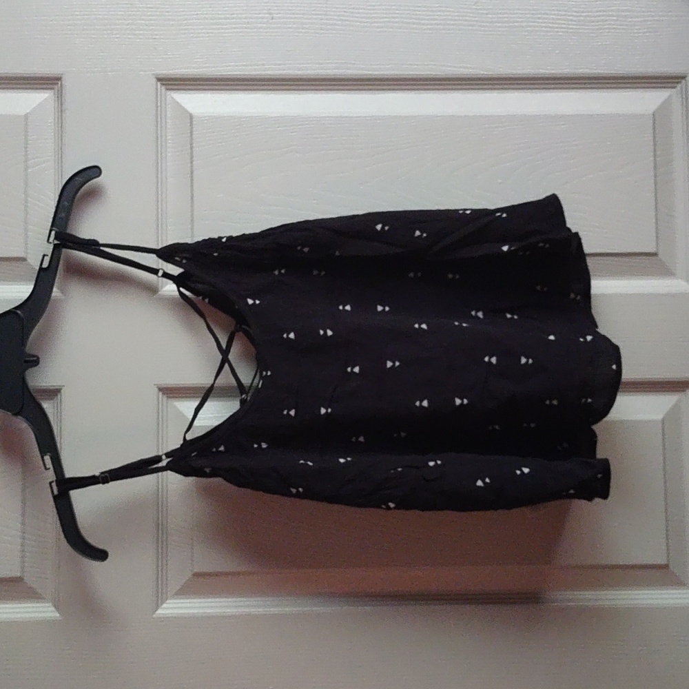 Black top with white detail